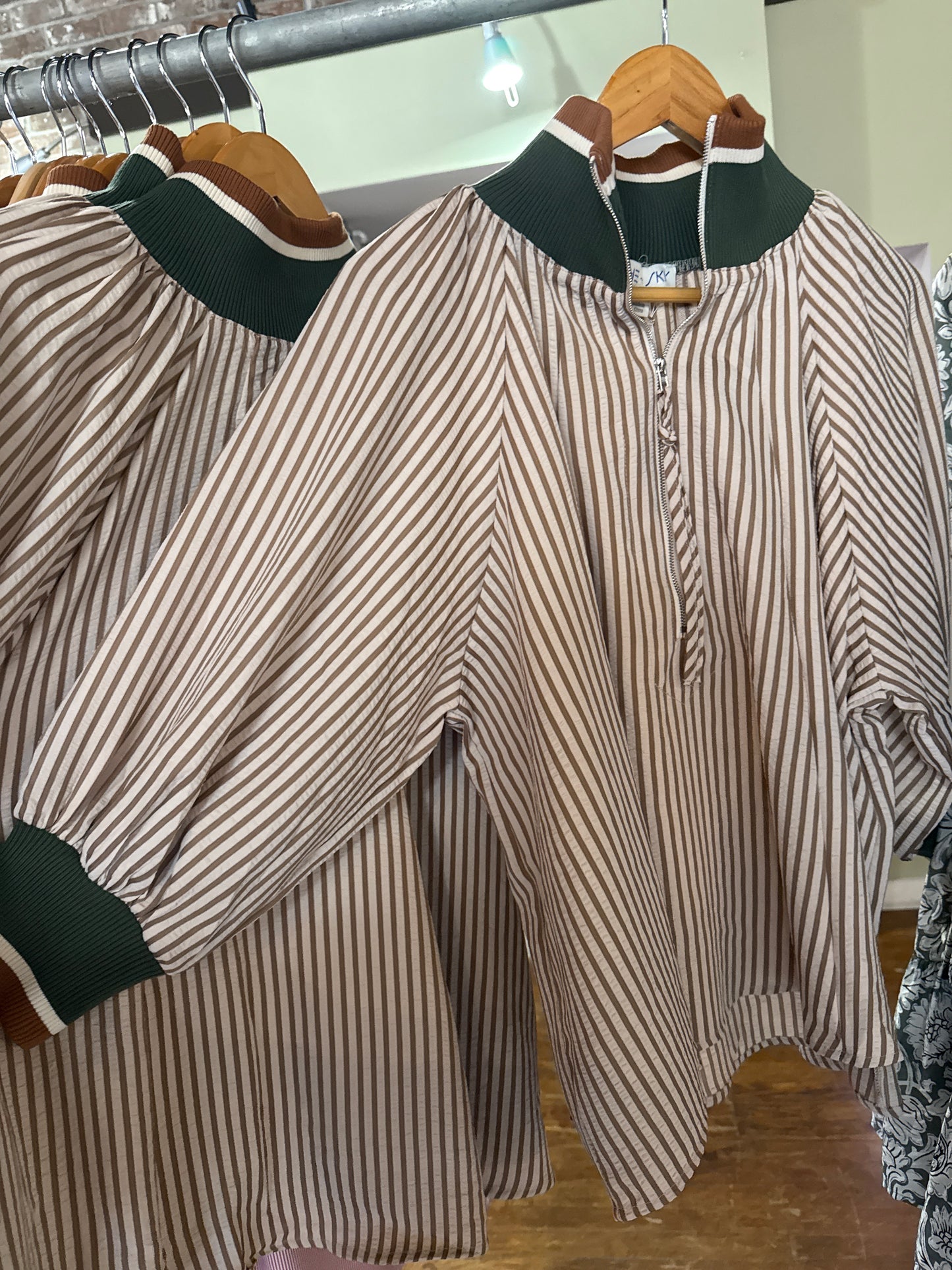 Goldie Top