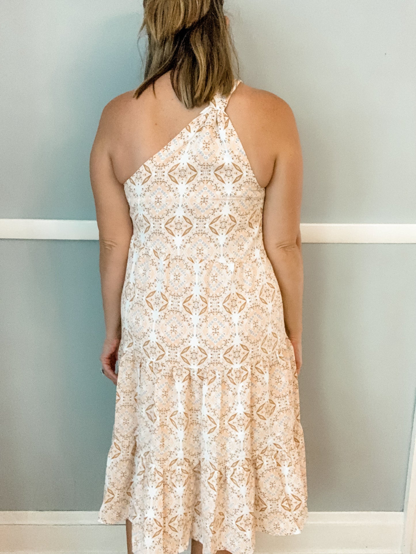 Peach Geometric One Shoulder Tiered Midi Dress