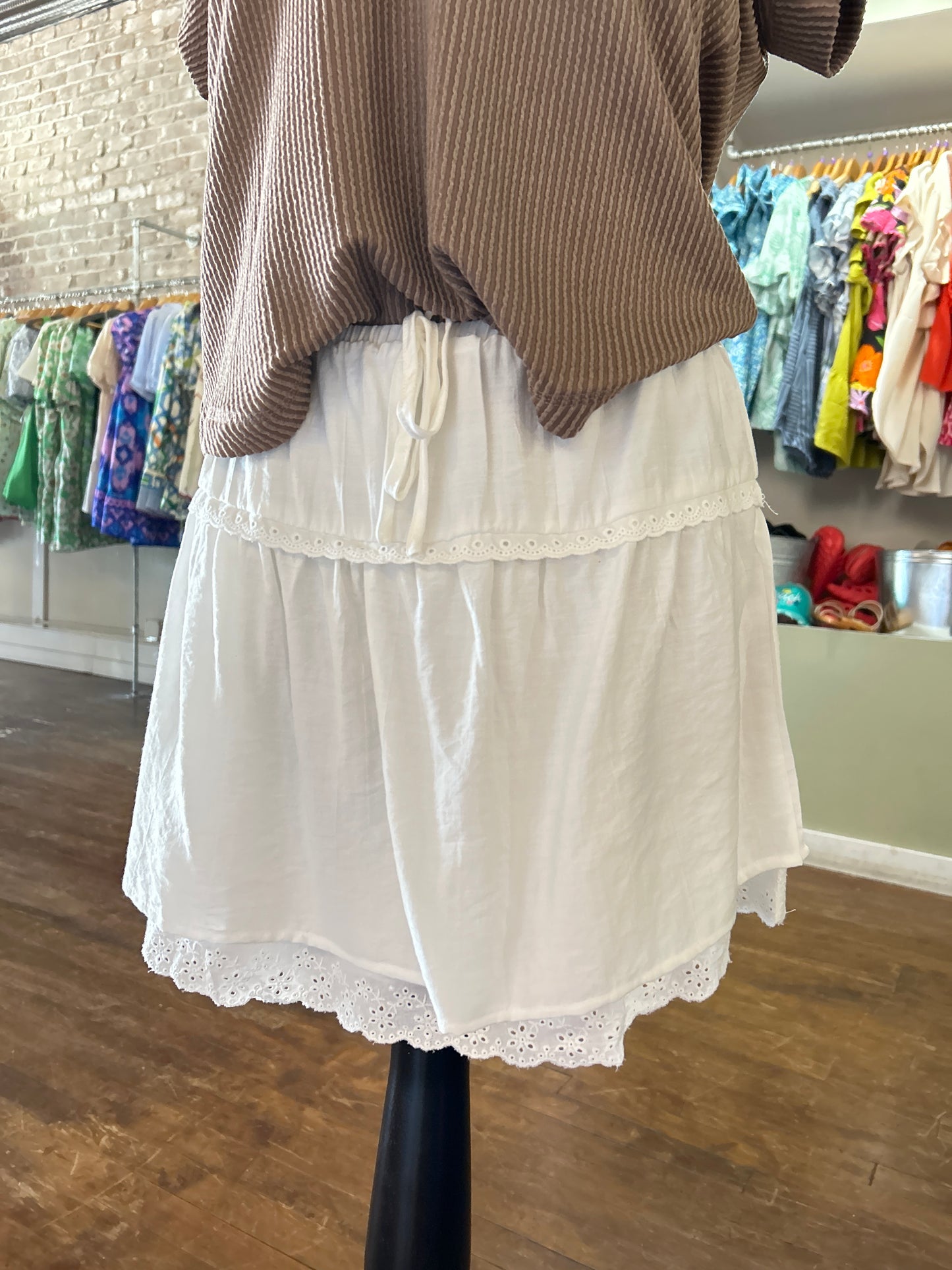 Lace Trim Waist Tie Detail Mini Skirt - White