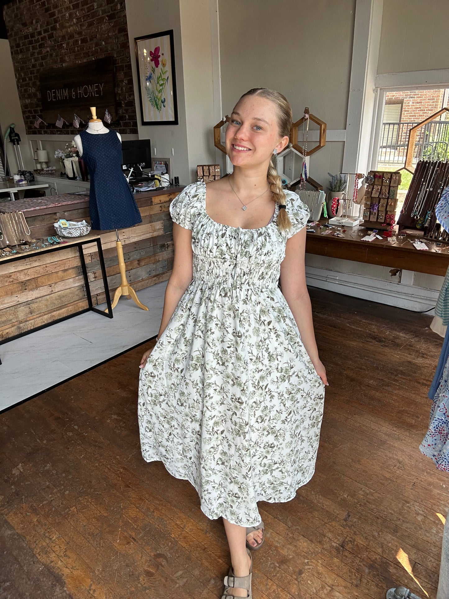FLORAL TOILE FRONT TIE SHORT SLEEVE MIDI DRESS - Olive