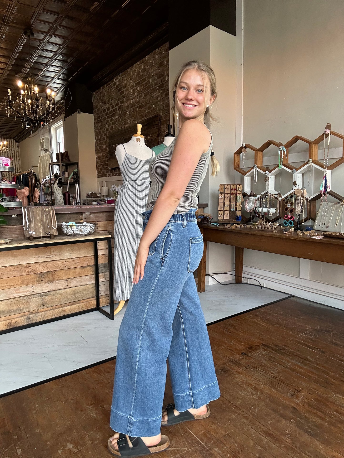 Harper Ruffle Band Jeans