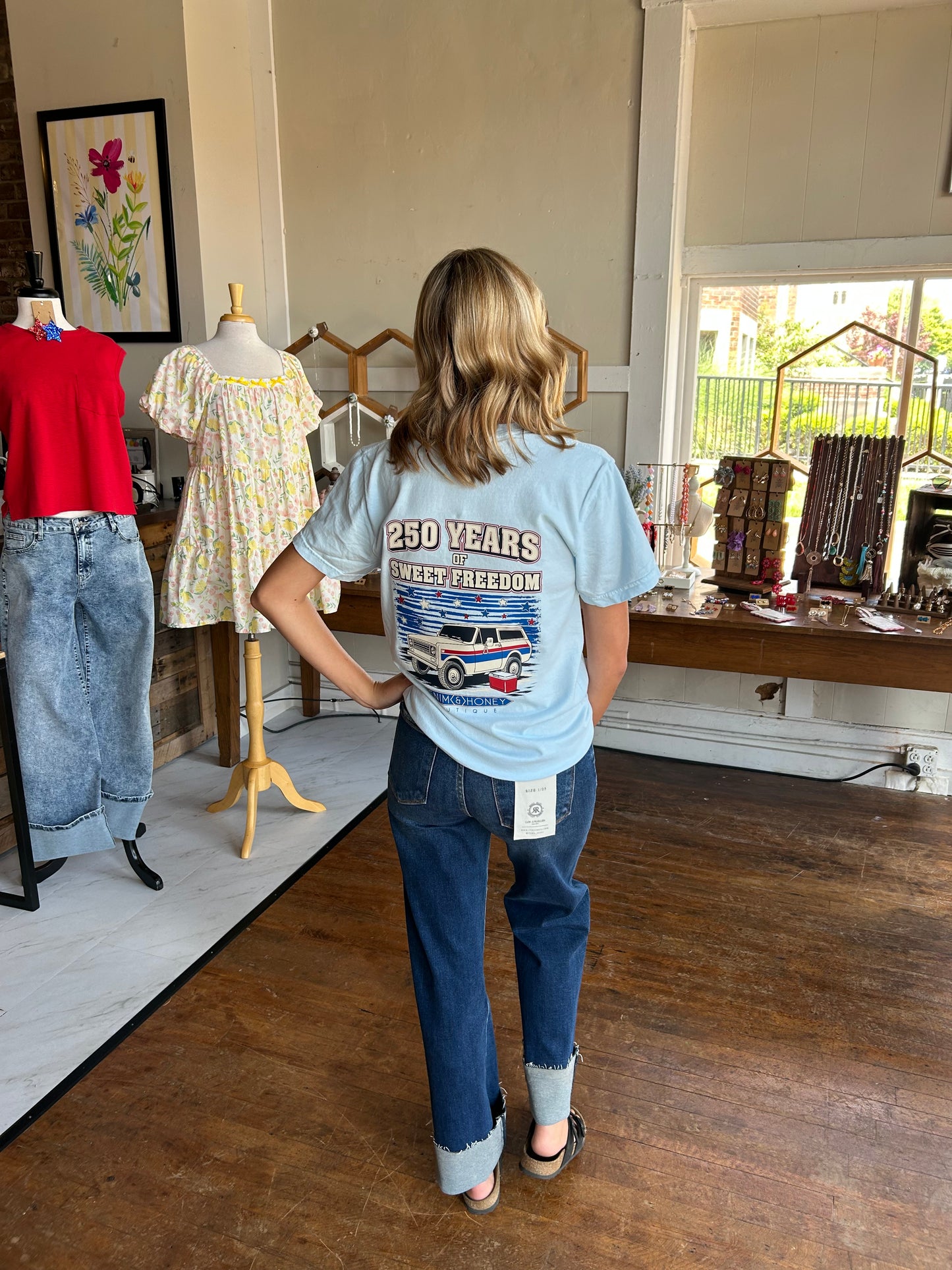 Exclusive D&H 250 Years Shirt