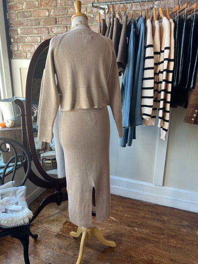 Ribbed Knit Midi Skirt