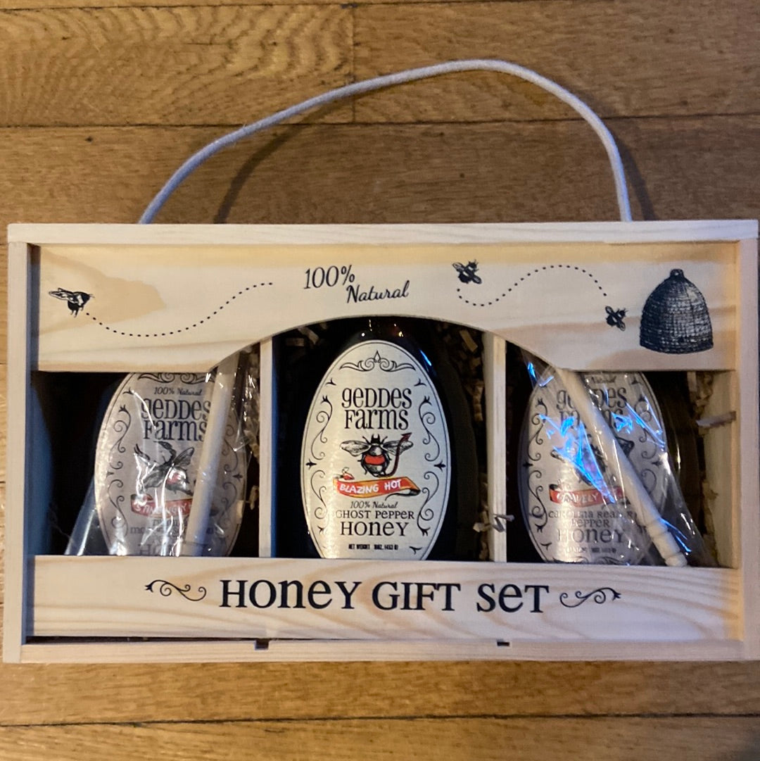 3 Jar Honey Gift Set with Wooden Crate and Honey Dippers